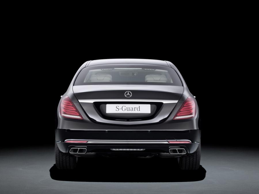  Mercedes-Benz S600 Guard 2014 года  (фото 8 из 17)